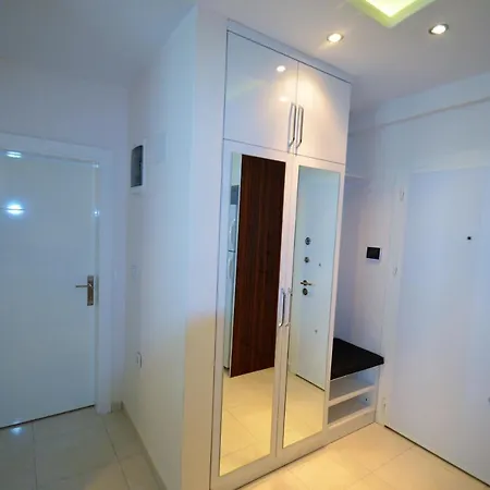 Apartment Bsr Ii *